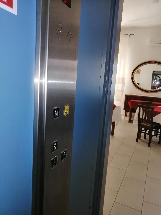 Hotel Soleo 콰르투 산텔레나 외부 사진
